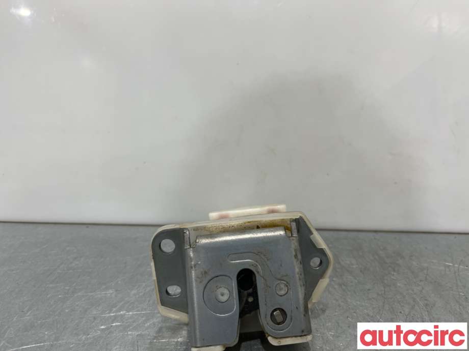 Baklukelås til Suzuki Swift 2005-2010  (SUZUKI|82510-63J00|)