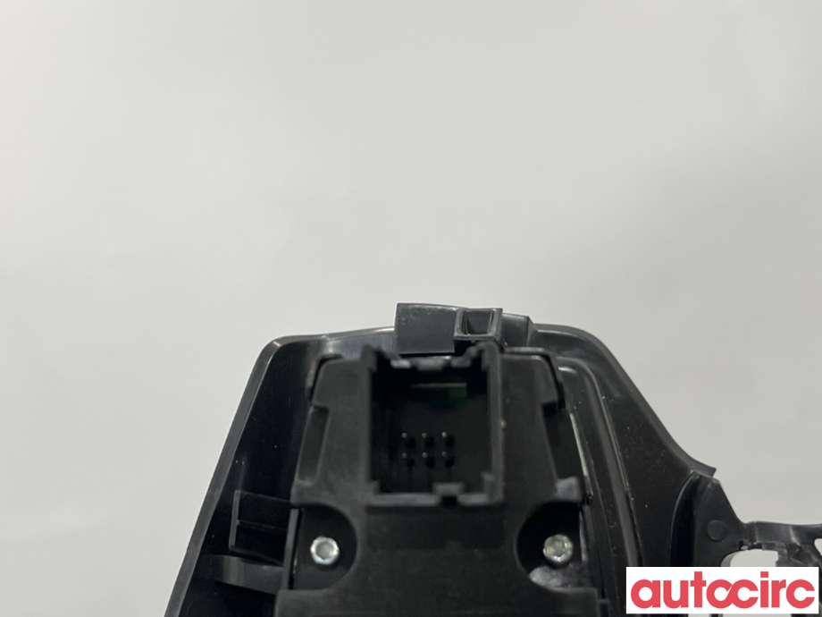 Bryter lys til Ford Focus 2011-2014 (Type III, Fase 1)  (FORD|2551321||BM5T13A024EC)
