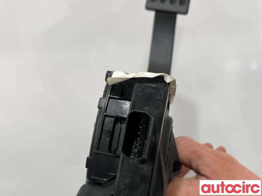 Pedal gass til Ford Focus 2011-2014 (Type III, Fase 1)  (FORD|1710214|6PV010368-30|BV61-9F836-AB)