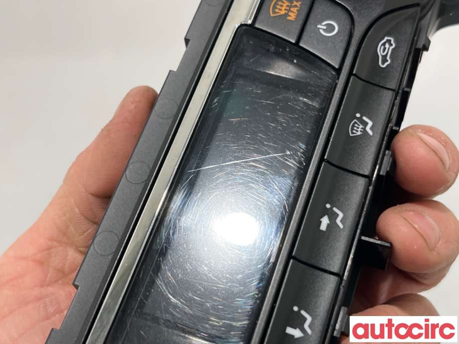 Varmeapparat betjening til Ford Focus 2011-2014 (Type III, Fase 1)  (FORD|1866942||BM5T18C612CH)