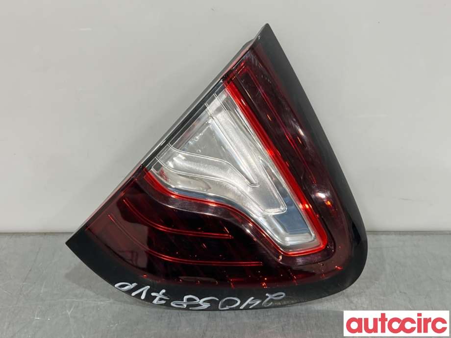 Baklykt venstre indre til Renault Captur 2020-->> (Type II) (RENAULT|265555726R|)