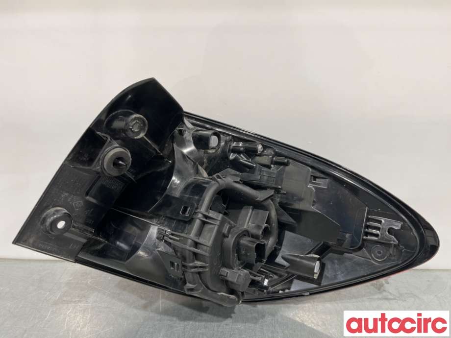 Baklykt venstre til Renault Captur 2020-->> (Type II)  (RENAULT|265557849R|)