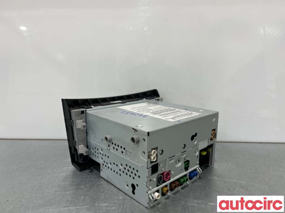 Bilstereo navigasjon til Mercedes E-Klasse 2009-2013 (Fase 1) (W212) (W212) (MERCEDES|A2129002117|NR-1721EHS212|A2129004514)
