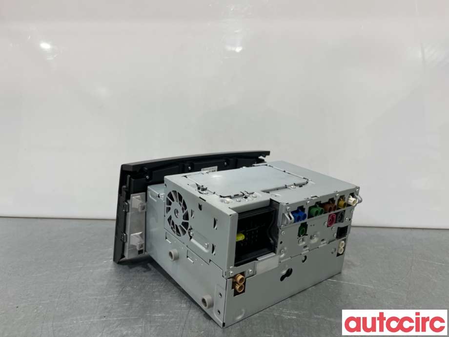 Bilstereo navigasjon til Mercedes E-Klasse 2009-2013 (Fase 1) (W212) (W212) (MERCEDES|A2129002117|NR-1721EHS212|A2129004514)