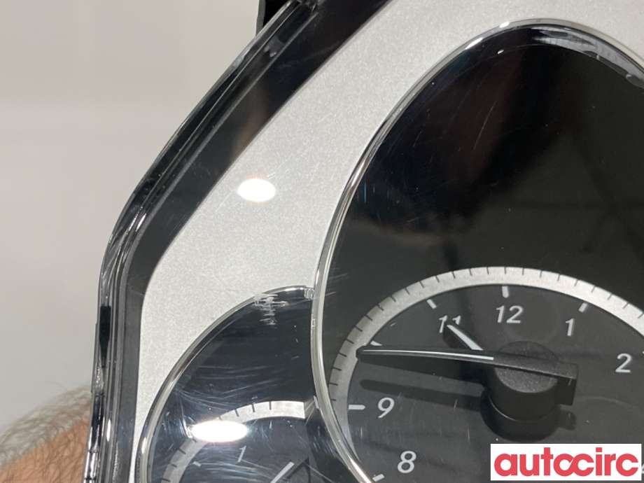 Instrumentpanel til Mercedes E-Klasse 2009-2013 (Fase 1) (W212) (W212) (MERCEDES|A2129004113|A2C33061800)
