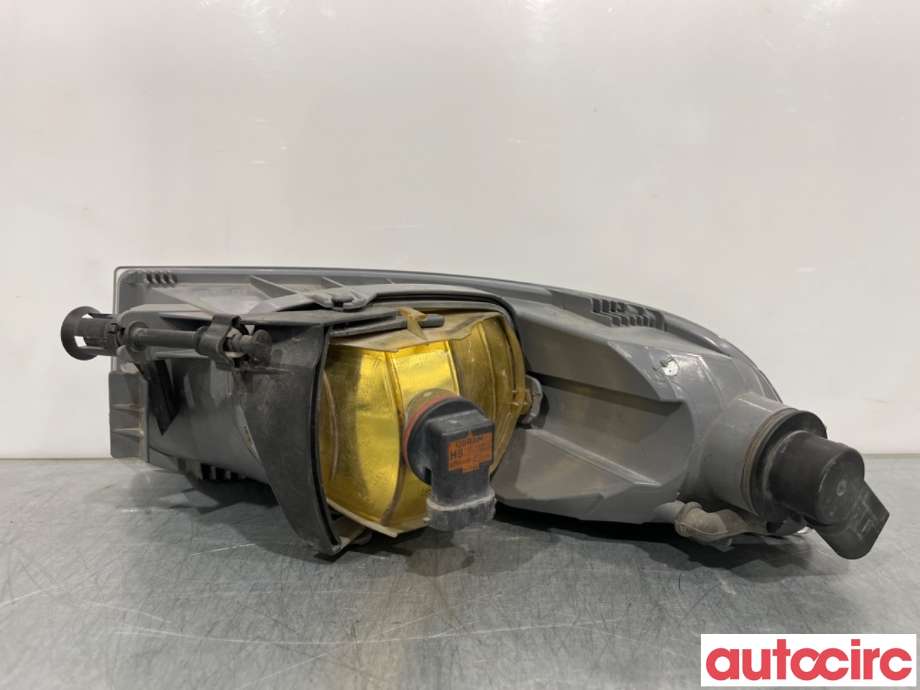 Tåkelykt høyre foran til Škoda Superb 2008-2015 (Type II)  (SKODA|3T0941702A|)