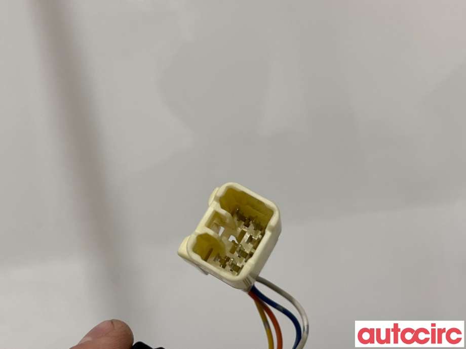 Bryter Antispinn til Subaru Legacy 2009-2015 (SUBARU|83201AJ030|)