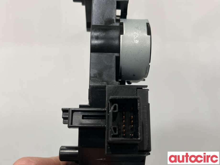 Bryter blink til Subaru Legacy 2009-2015  (SUBARU|83195AJ070|)