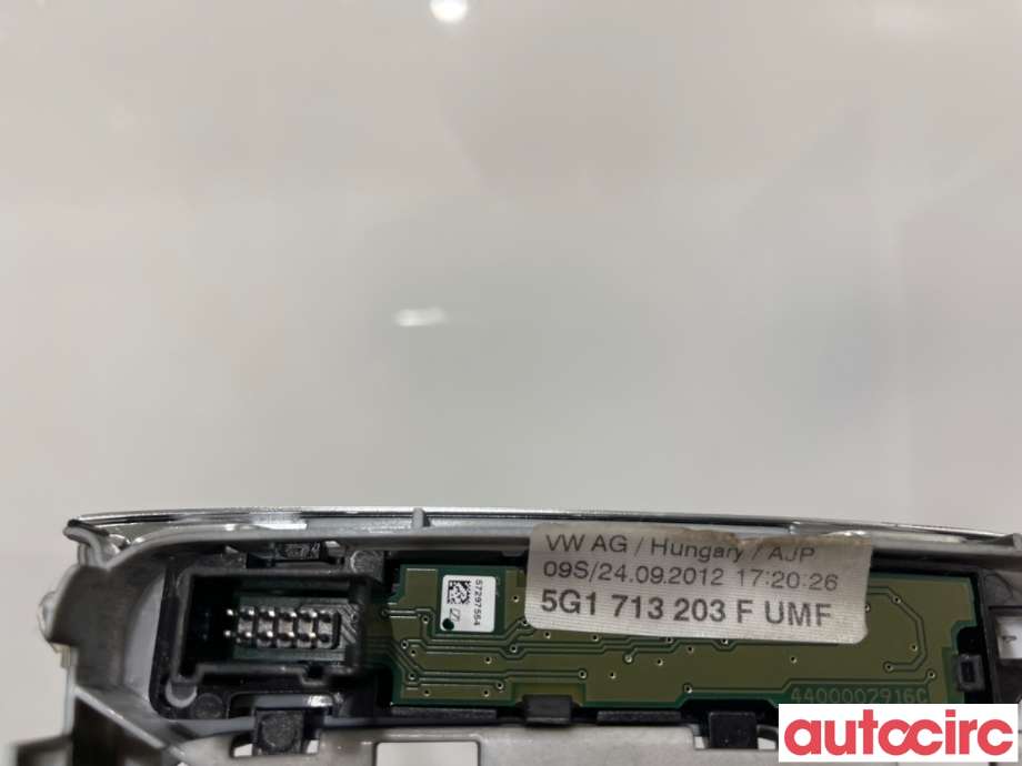 Diverse deler til VW Golf VII 2012-2017 (Fase 1)  (VOLKSWAGEN|5G1713203F||5G1713203J)