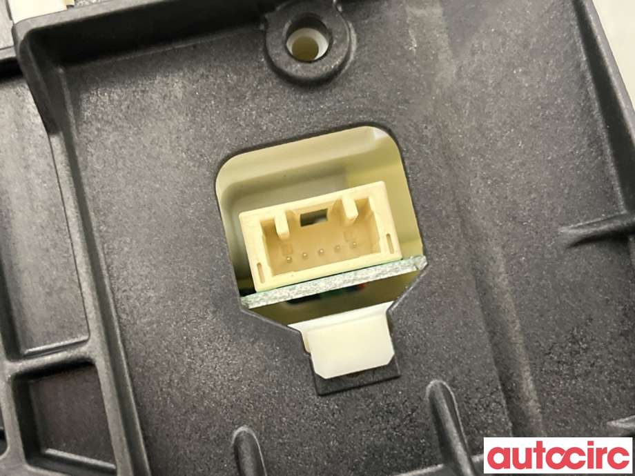 Girstang/girvelger automat til Toyota Corolla 2019-->>  (TOYOTA|33560F4050|)