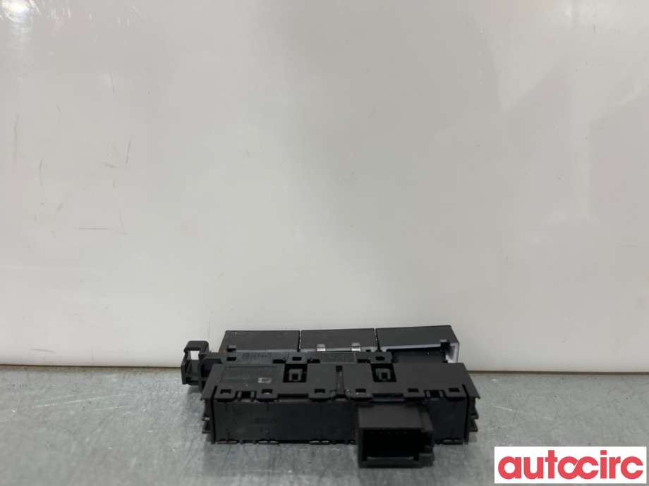 Bryter diverse til VW Golf VII 2012-2017 (Fase 1)  (VOLKSWAGEN|5G1927137T|)