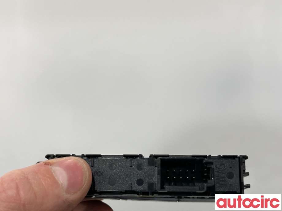 Bryter diverse til VW Golf VII 2012-2017 (Fase 1)  (VOLKSWAGEN|5G1927137T|)