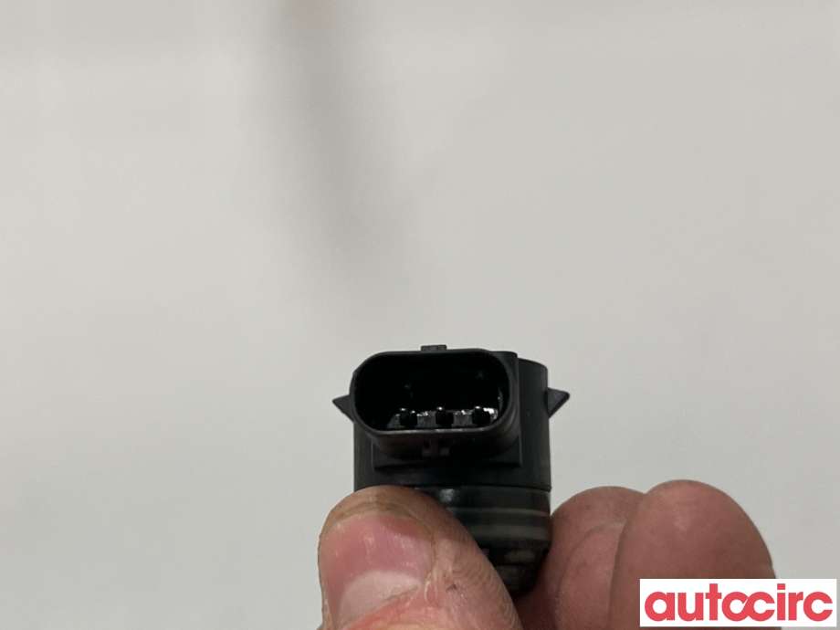Parkeringssensor foran til VW Golf VII 2012-2017 (Fase 1)  (VOLKSWAGEN|5Q0919275B|303274|5Q0919275)