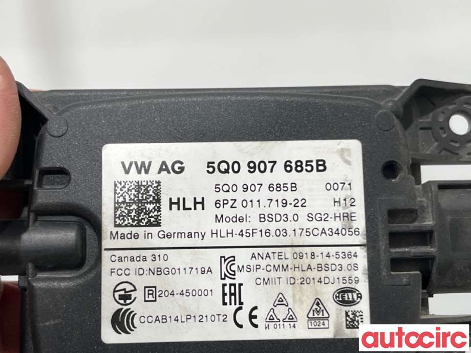 Sensor radar til Škoda Octavia 2017-2020 (Type III, Fase 2) (SKODA|5Q0907685B|6PZ011719-22)