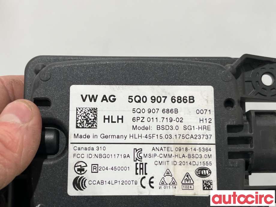 Sensor radar til Škoda Octavia 2017-2020 (Type III, Fase 2)  (SKODA|5Q0907686B|6PZ011719-02)