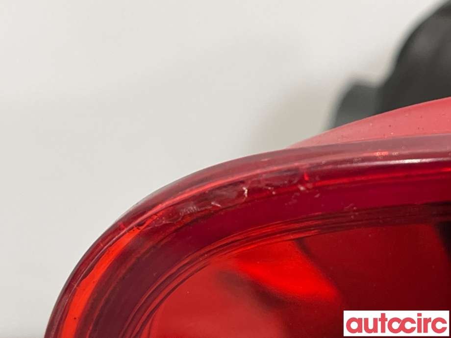 Baklykt venstre til VW Touran 2010-2015 (Type I, Fase 3)  (VOLKSWAGEN|1T0945095R|)