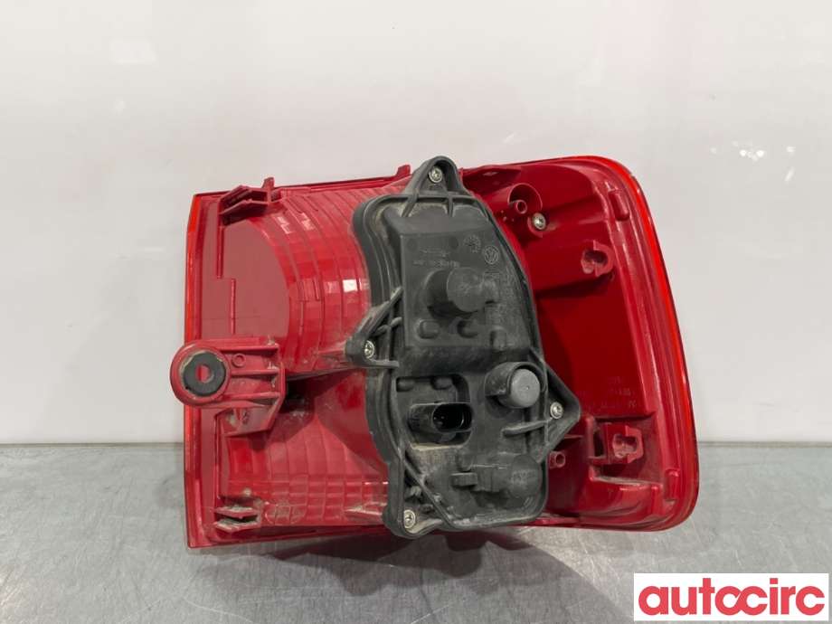 Baklykt venstre til VW Touran 2010-2015 (Type I, Fase 3)  (VOLKSWAGEN|1T0945095R|)