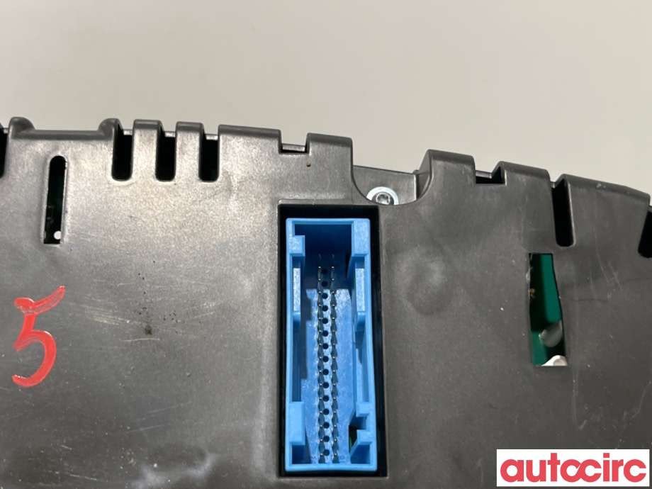 Instrumentpanel til VW Caddy 2015-2020 (Type III, Fase 3)  (VOLKSWAGEN|2K5920876FX|A2C81396500|2K5920786F)