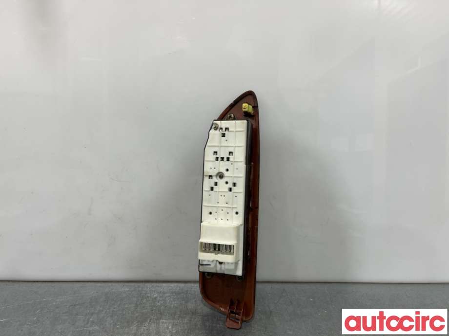Bryter ruteheis til Toyota Land Cruiser 100 1998-2007  (TOYOTA|8482060090|)