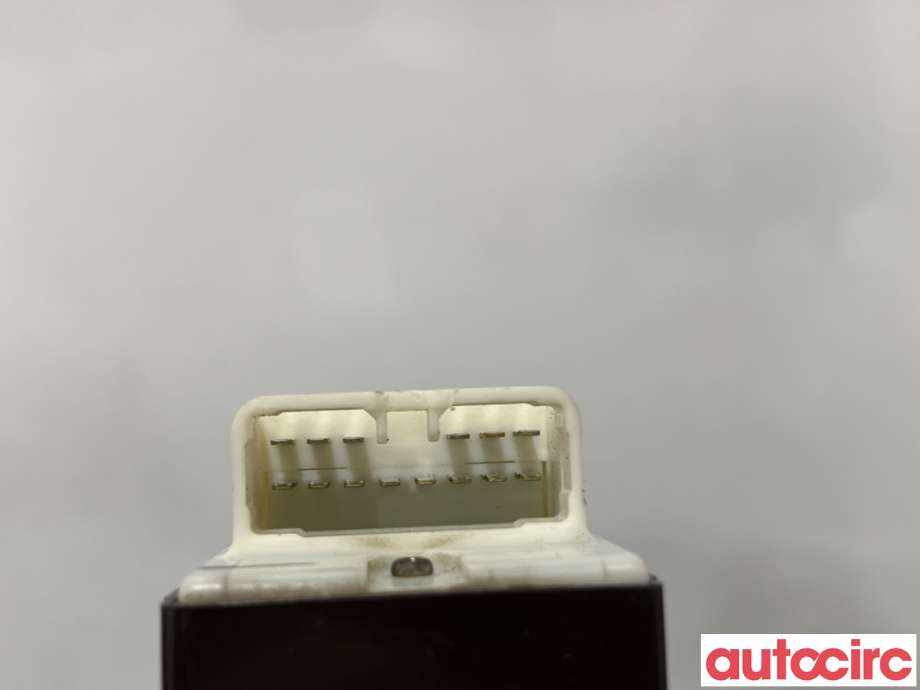 Bryter ruteheis til Toyota Land Cruiser 100 1998-2007  (TOYOTA|8482060090|)