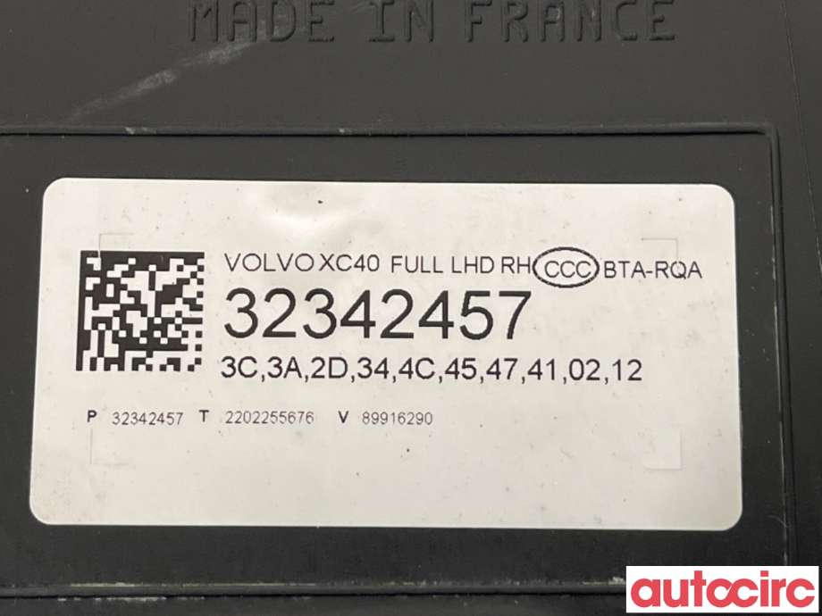 Frontlykt høyre halogen til Volvo XC40 2018-2024  (VOLVO|31655983||32342457)