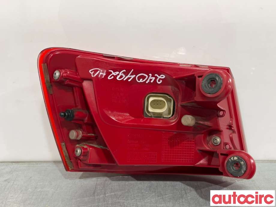 Baklykt høyre til Audi A6, Allroad 2012-2014 (Type III, Fase 1) (C7) (C7) (AUDI|4G9945096B|)