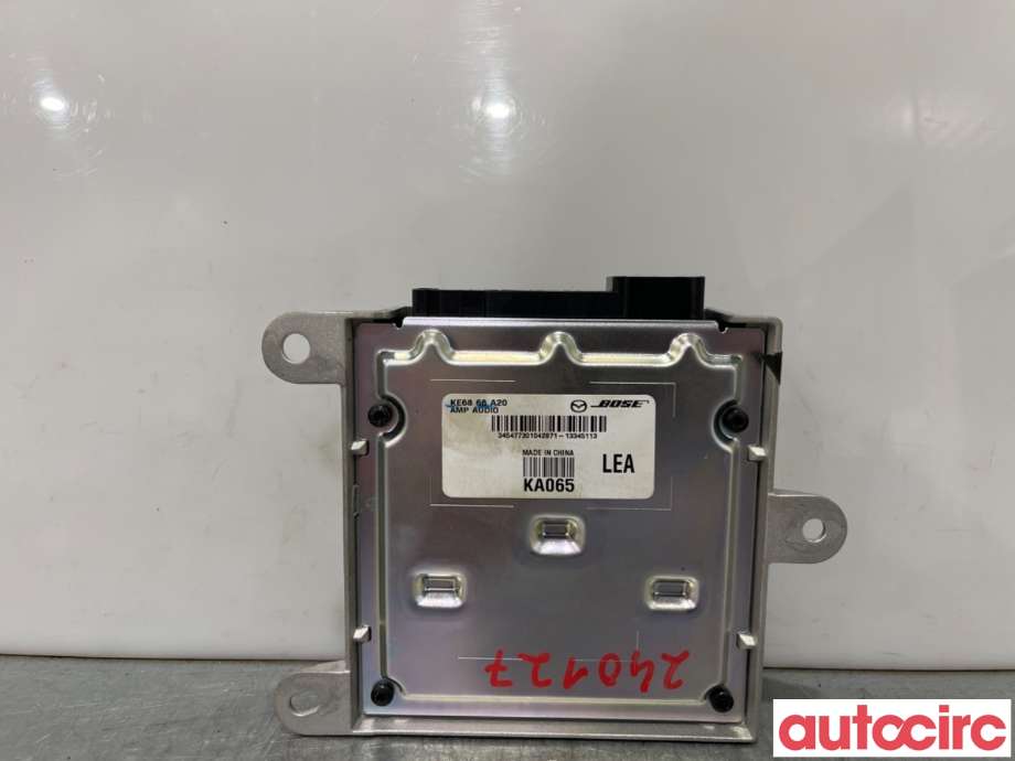 Bilstereo forsterker til Mazda CX-5 2012-2017 (Type I)  (MAZDA|KE68-66-A20|KA065|KE6866A20)