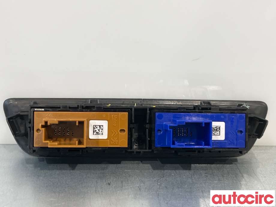 Bryter Antispinn til Peugeot 208 2012-2019 (Type I)  (PEUGEOT|96750117ZD|)