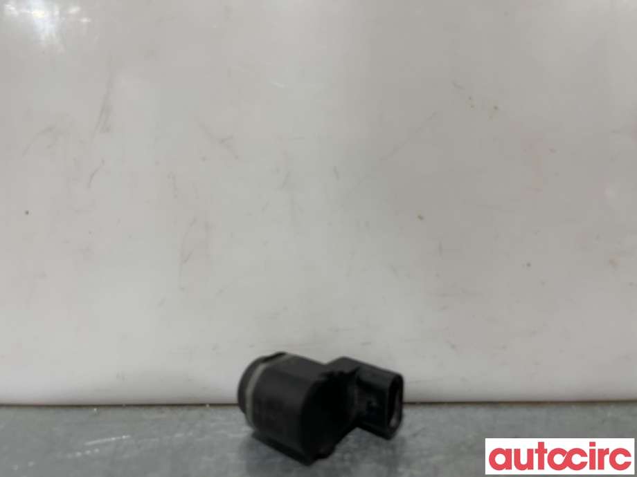 Parkeringssensor foran til BMW 5-Serie 2010-2017 (F10/F11) (F10/F11) (BMW|66202180495|303033|9231281)