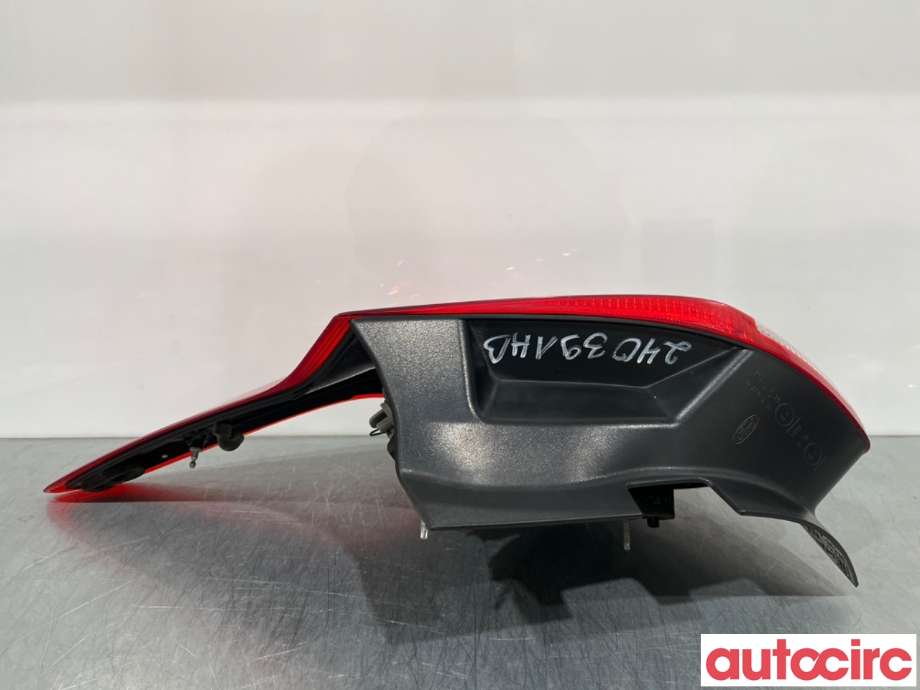 Baklykt høyre til Ford Focus 2011-2014 (Type III, Fase 1)  (FORD|1825319||BM51-13404-BL)