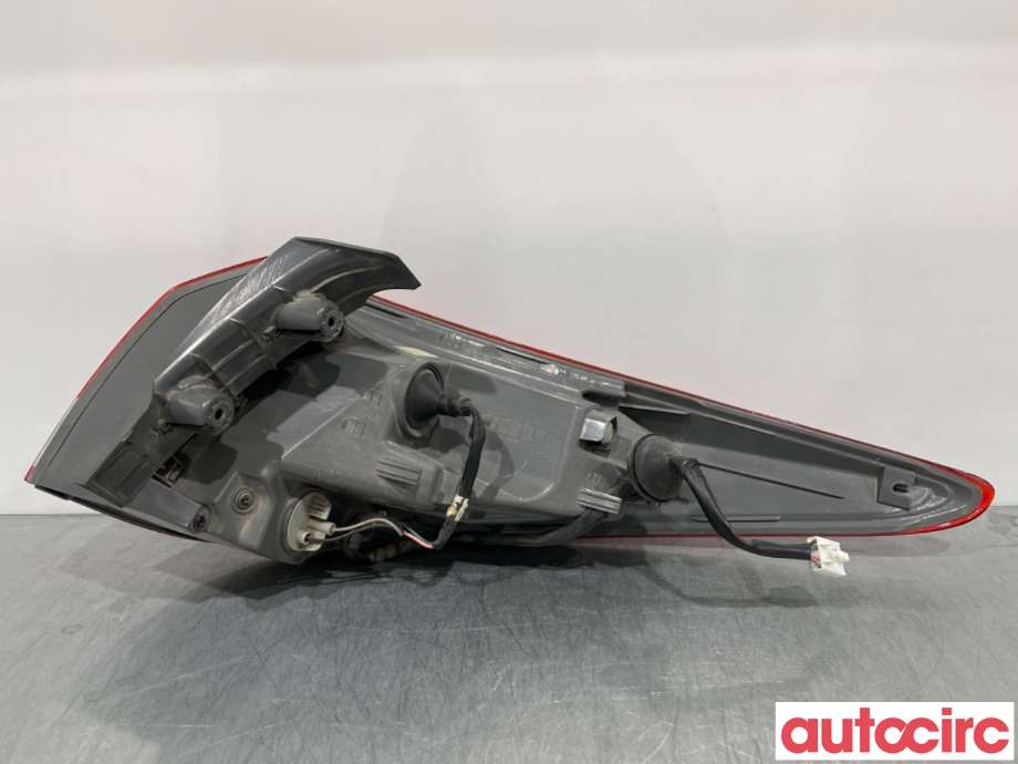 Baklykt venstre til Hyundai i40 2012-2017  (HYUNDAI|924013Z000|)