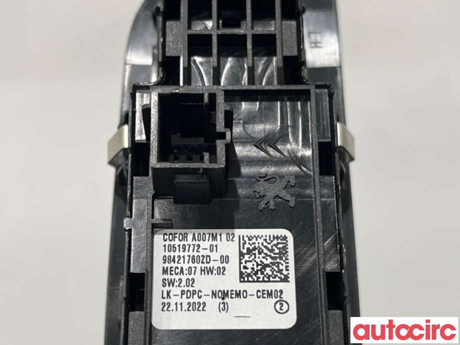 Bryter ruteheis til Peugeot 2008 2019-->> (Type II)  (PEUGEOT|98421760ZD|10519772-01)