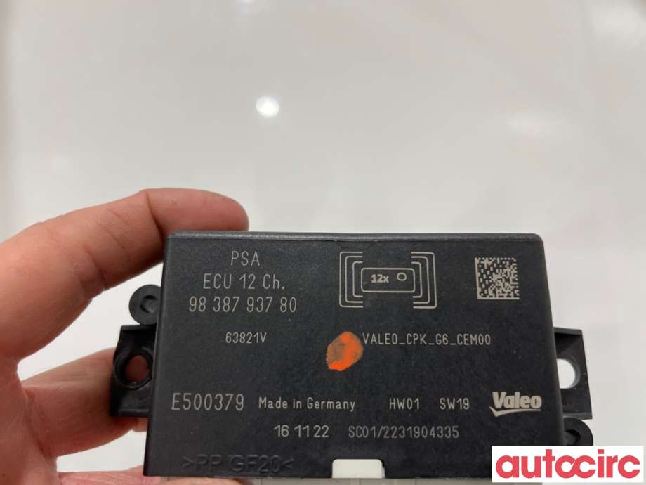 Styreenhet parkering til Peugeot 2008 2019-->> (Type II)  (PEUGEOT|1674257280|E500379|9838793780)