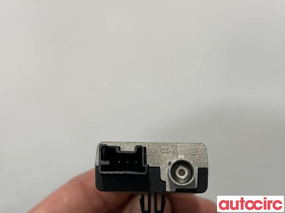 Antenne forsterker til Peugeot 2008 2019-->> (Type II)  (PEUGEOT|9678016880|81637600)