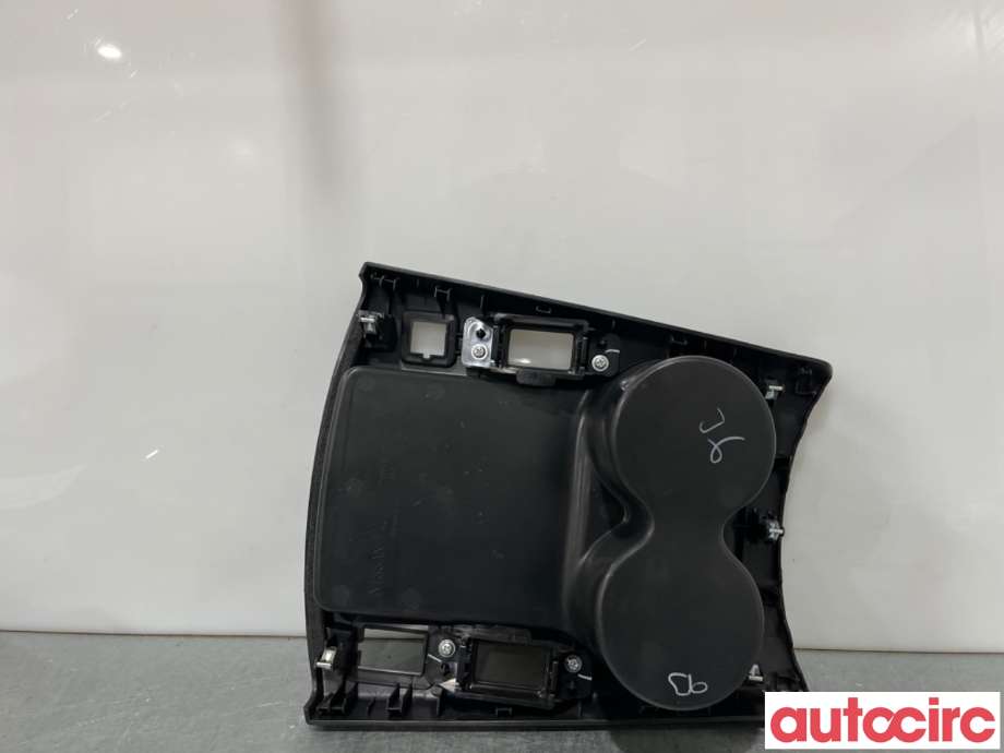 Dashbord koppholder til Nissan Leaf 2011-2017 (Type I)  (NISSAN|689623NL0B||689623NL0A)