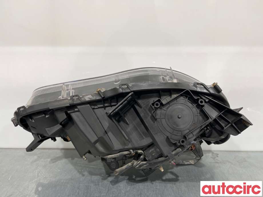 Frontlykt venstre halogen til Mitsubishi Outlander 2010-2012 (Type II, Fase 2)  (MITSUBISHI|8301B553|)