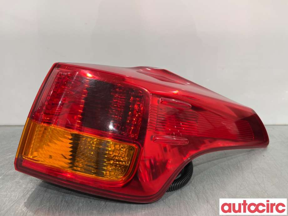 Baklykt høyre til Toyota RAV4, 2013-2015 (Type IV, Fase 1)  (TOYOTA|8155142171)