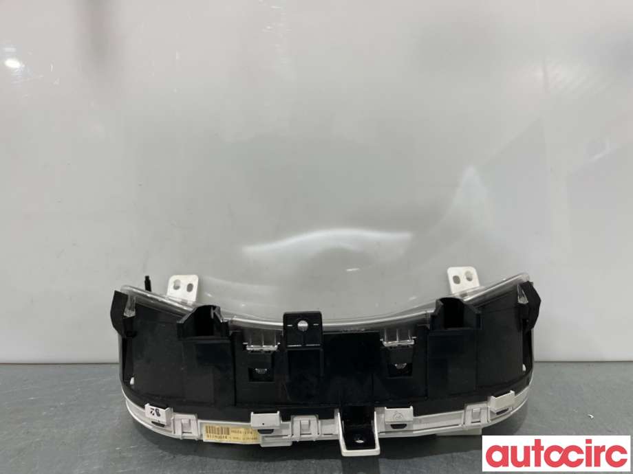 Instrumentpanel til Mitsubishi Outlander 2007-2010 (Type II, Fase 1)  (MITSUBISHI|8100A115|507-920H)