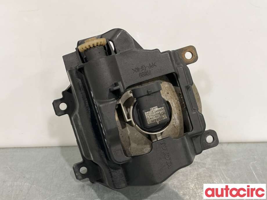 Tåkelykt venstre foran til Toyota RAV4 2013-2015 (Type IV, Fase 1)  (TOYOTA|8122060100|)