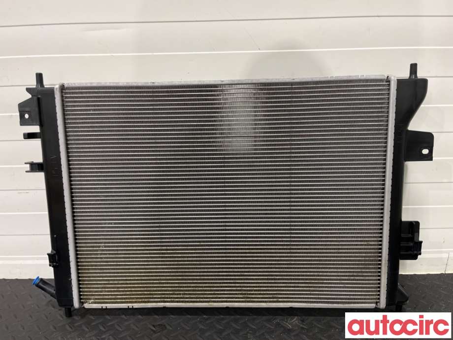 Radiator (automat gir) til Kia Soul 2014-2019 (Type II)  (KIA|25310E4000|)