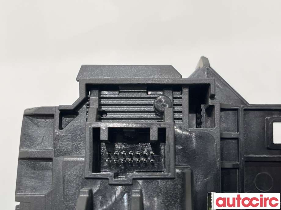Bryter combi til Ford Focus 2011-2014 (Type III, Fase 1)  (FORD|1926630||BV6T-13N064-AF)