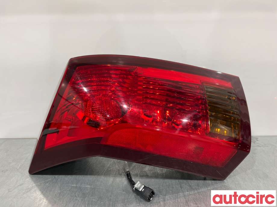 Baklykt venstre til Cadillac CTS 2003-2009  (CADILLAC|15930597|)