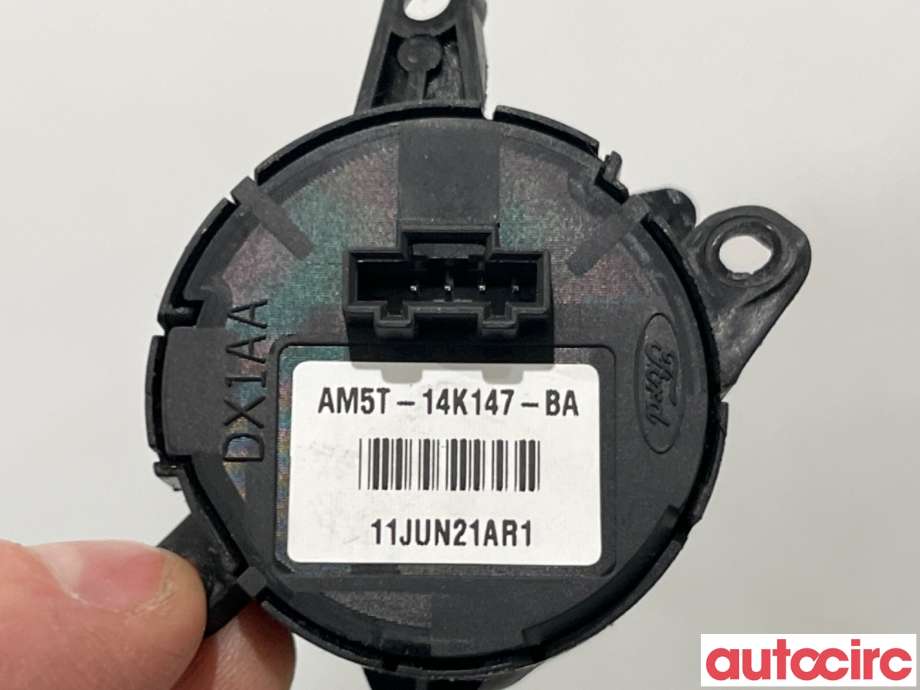 Bryter diverse til Ford Focus 2011-2014 (Type III, Fase 1)  (FORD|1687313||AM5T-14K147-BA)