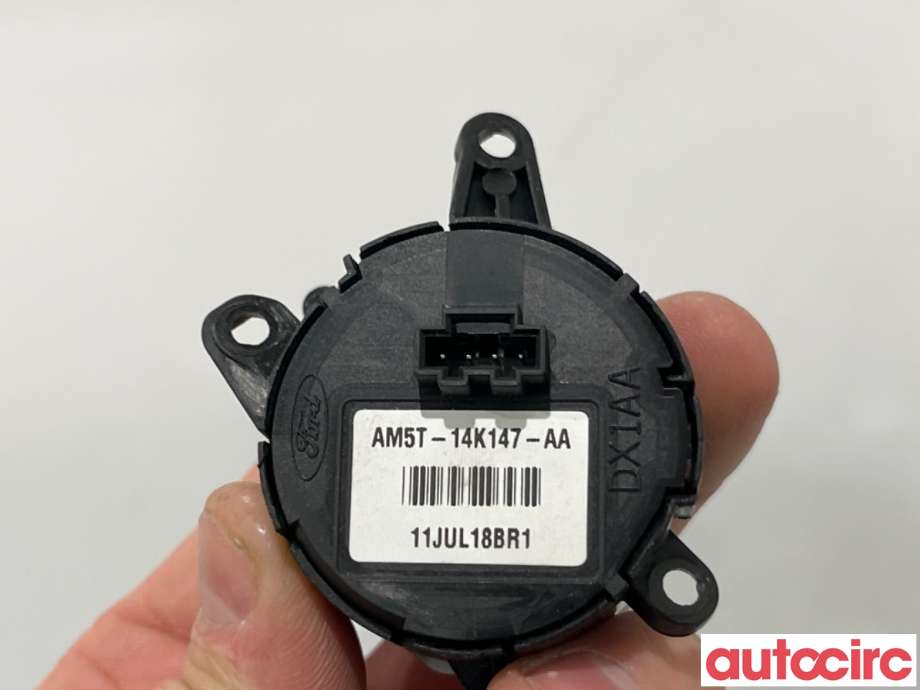 Bryter diverse til Ford Focus 2011-2014 (Type III, Fase 1) (FORD|1687315||AM5T-14K147-AA)