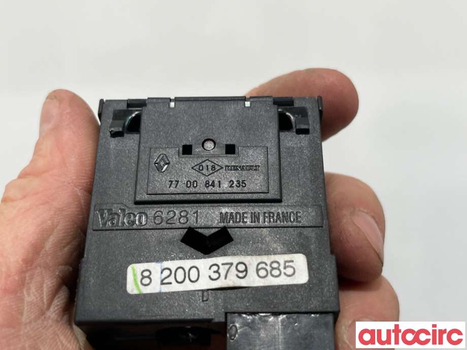 Frontlykter til Renault Kangoo 2008-2021 (Type II)  (RENAULT|8200379685|)