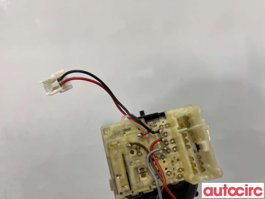 Bryter blink til Opel Vivaro B 2014-2019  (OPEL|95517229||255675887R)