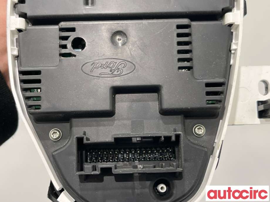 Instrumentpanel til Ford Fiesta 2013-2017 (Type VI, Fase 2)  (FORD|2086524||C1BT-10849-EAG)