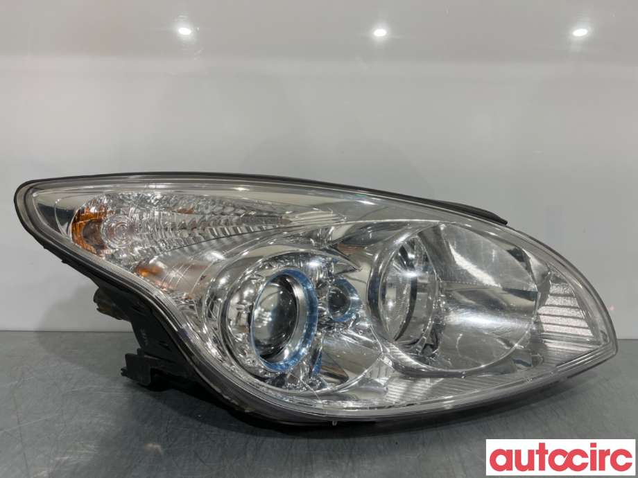 Frontlykt høyre halogen til Hyundai i30 2007-2012 (Type I)  (HYUNDAI|921022L120|)