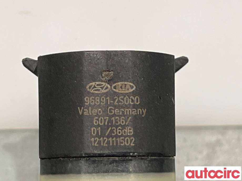 Parkeringssensor foran til Kia Sportage 2010-2016 (Type III)  (KIA|968902S000|)