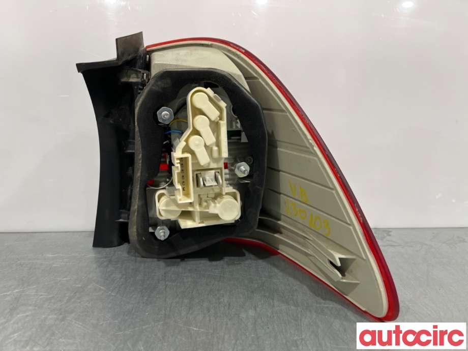 Baklykt venstre til BMW 3-Serie 2005-2011 (E90/E91/E92/E93) (E90/E91/E92/E93) (BMW|63217289431|)